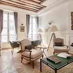 Grandiose Appartement Au Coeur De Paris